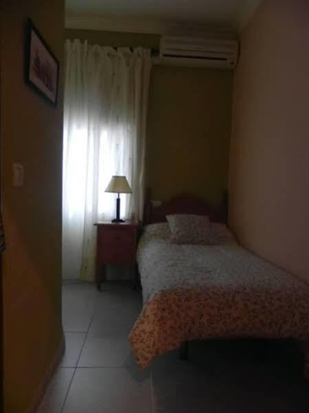 Hostal Playa Hidalgo 罗塔 外观 照片