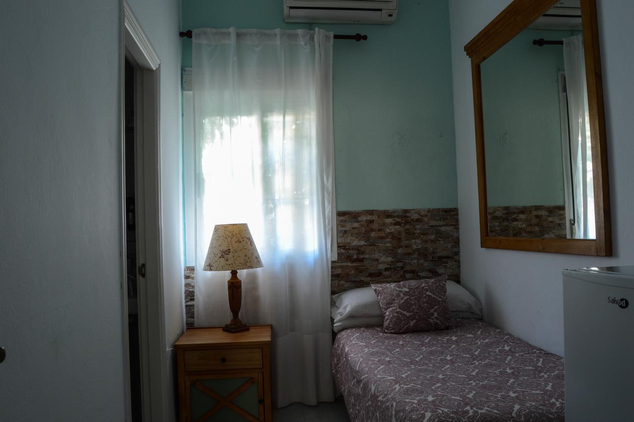 Hostal Playa Hidalgo 罗塔 外观 照片