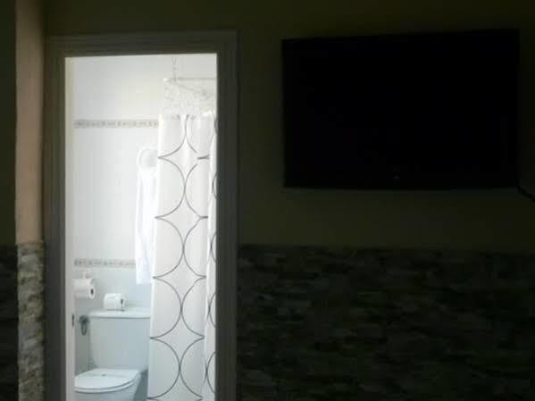 Hostal Playa Hidalgo 罗塔 外观 照片